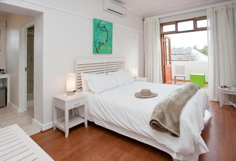 스탠다드 룸, The Queen Of Calitzdorp