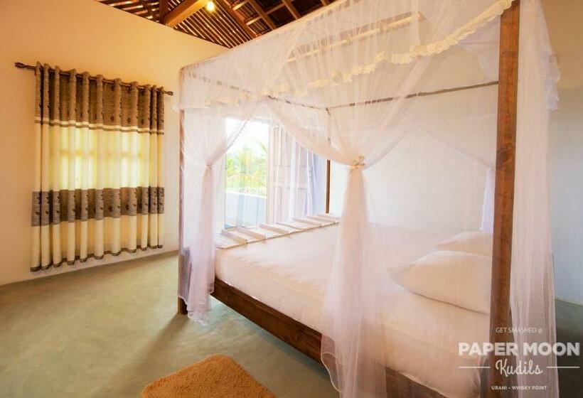 חדר סטנדרט נוף לבריכה, Paper Moon Kudils