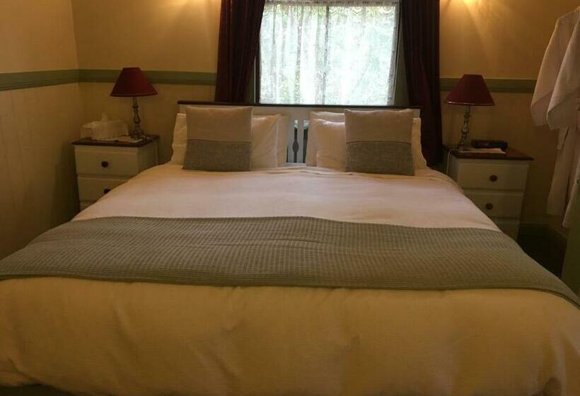 סוויטה עם ג'קוזי, Secrets Hideaway