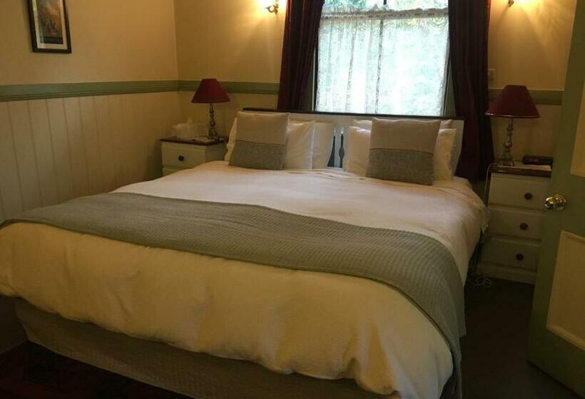 סוויטה עם ג'קוזי, Secrets Hideaway