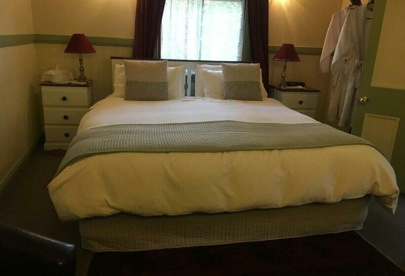 סוויטה עם ג'קוזי, Secrets Hideaway