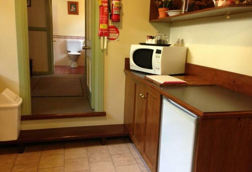 סוויטה עם ג'קוזי, Secrets Hideaway