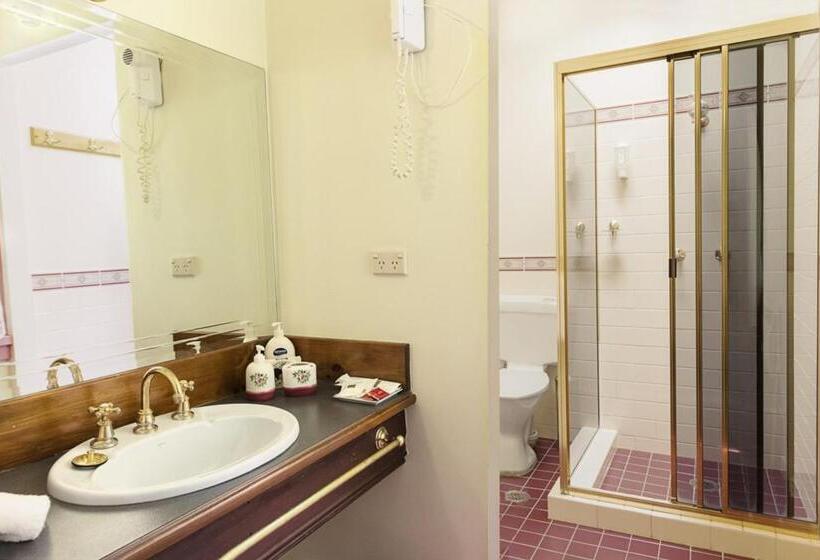 סוויטה עם ג'קוזי, Secrets Hideaway