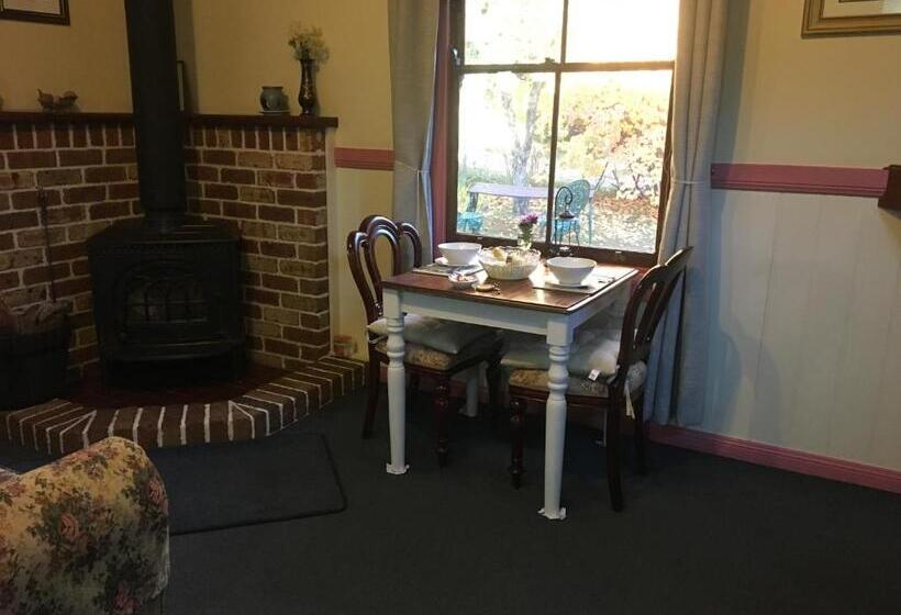 סוויטה עם ג'קוזי, Secrets Hideaway