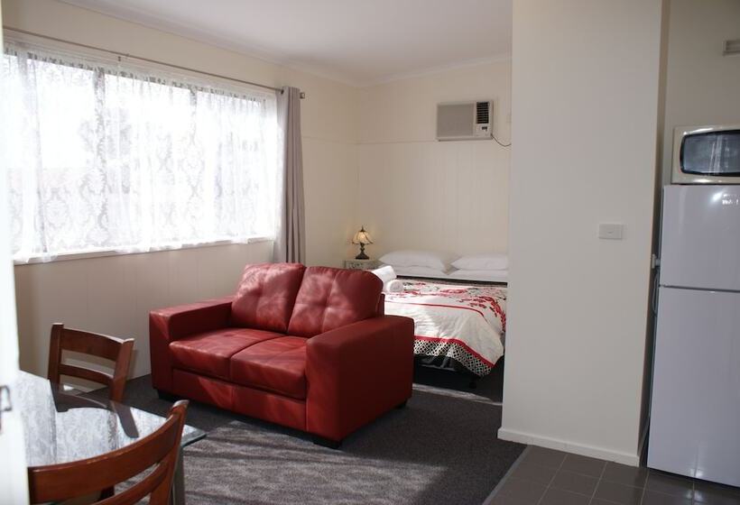 استودیوی استاندارد, Warrnambool Motel And Holiday Park
