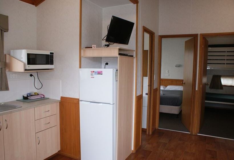 کلبه ییلاقی سوپریور یک خوابه, Warrnambool Motel And Holiday Park