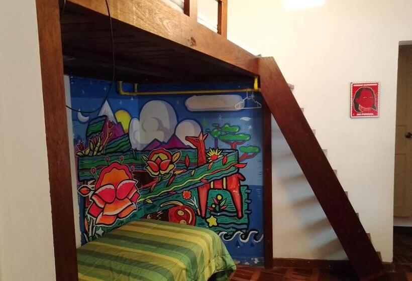 Номер Стандарт Трехместный, Casa Nuestra Peru