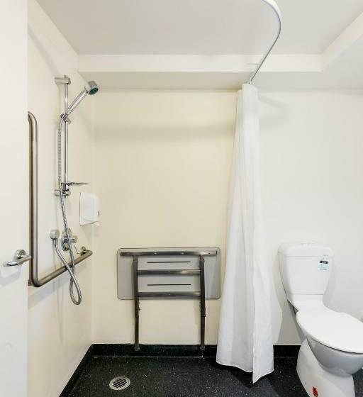 高级工作室, C Motel