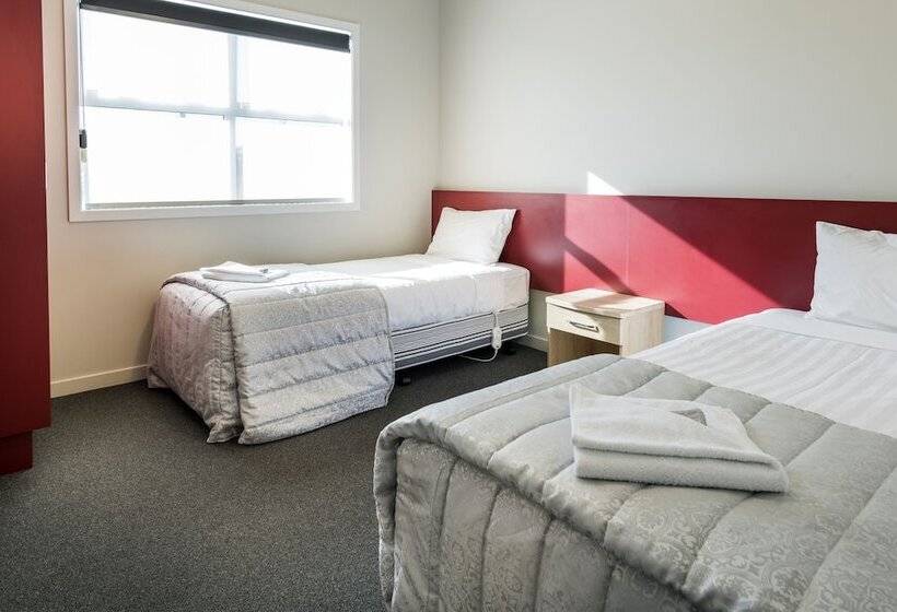 带2个卧室的高级公寓, C Motel