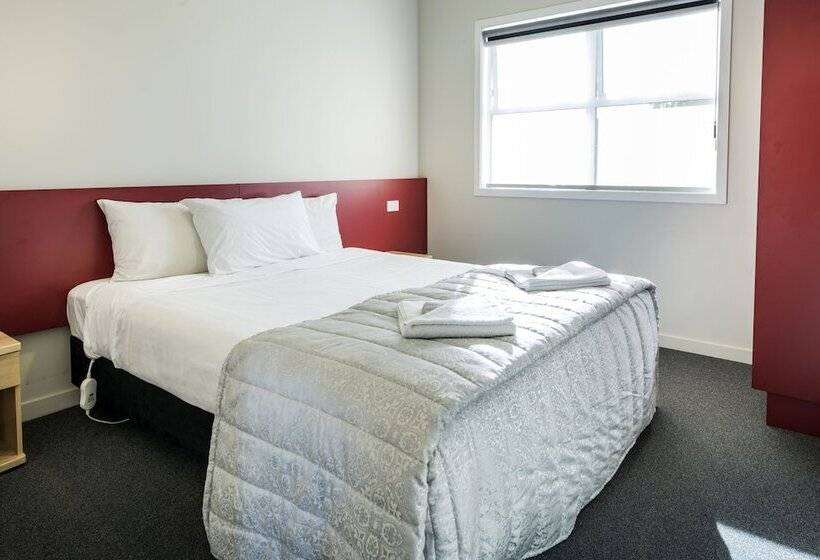 带2个卧室的高级公寓, C Motel