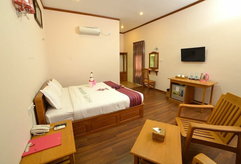 Superior Bungalow, Bagan Emerald