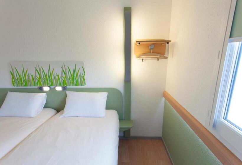 Номер Стандарт, Ibis Budget Cherbourg La Glacerie