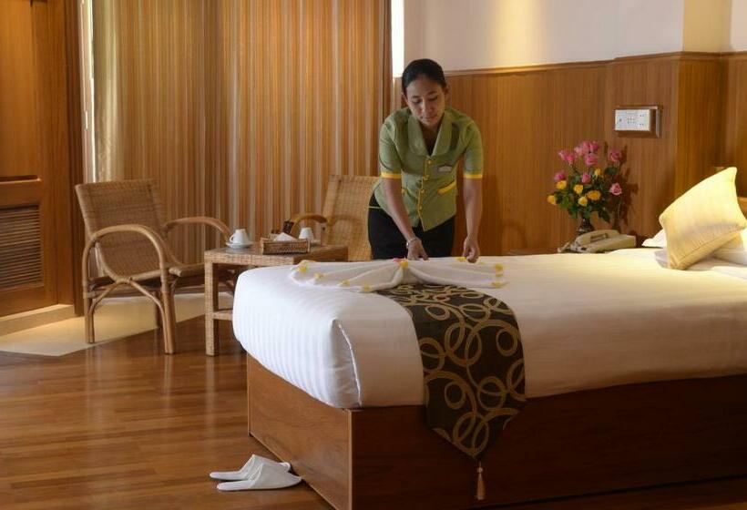 اتاق سوپریور, Sidney