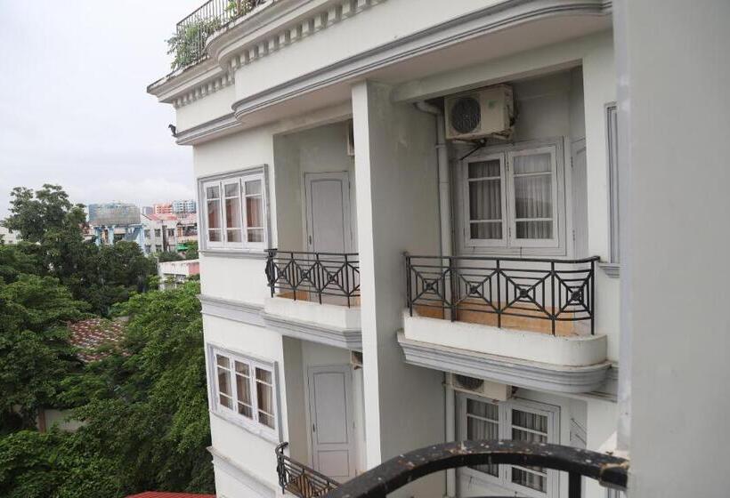 اتاق لوکس با بالکن, Sidney