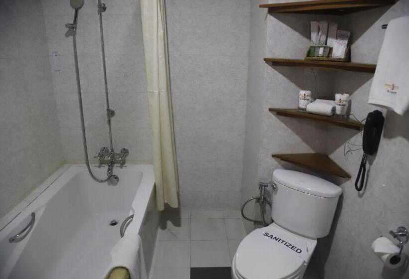 اتاق لوکس چهار تخته, Sidney