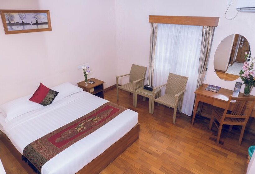 اتاق سوپریور, Sidney