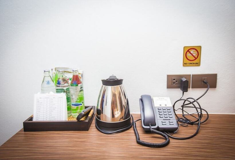 חדר סופריור, The S.g