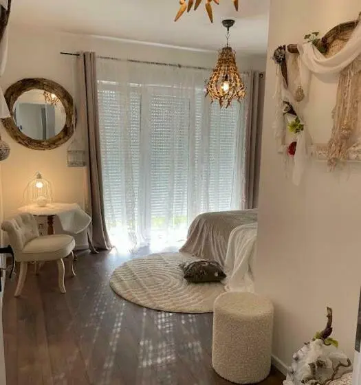 Standard-huone, Basel Airport Garden