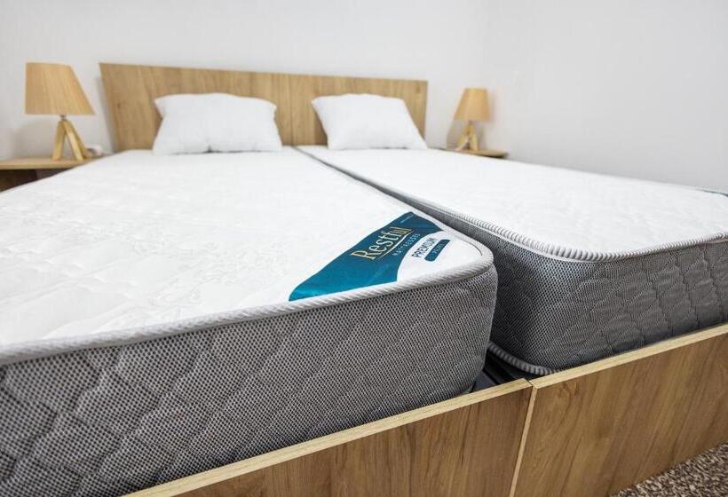 디럭스 룸, Arami By Downtown