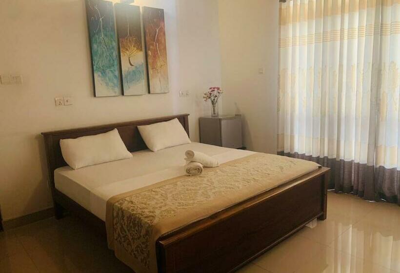 Номер Deluxe с Балконом, Ranaya Residence