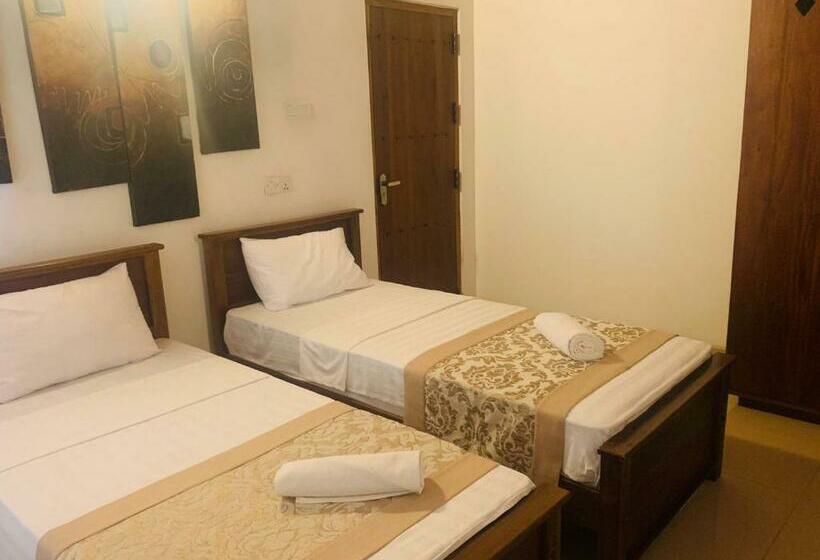 デラックスルーム, Ranaya Residence