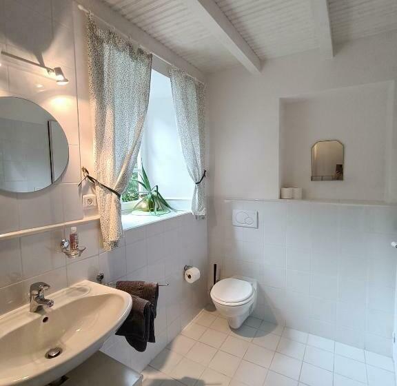 غرفة قياسية مزوَّدة بتراس, La Salamandre De L Escat