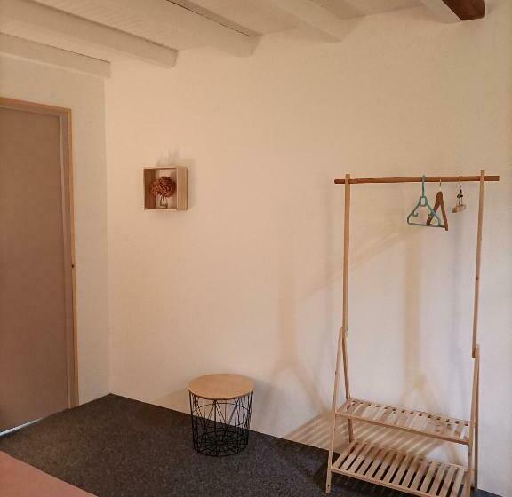 غرفة قياسية مزوَّدة بتراس, La Salamandre De L Escat