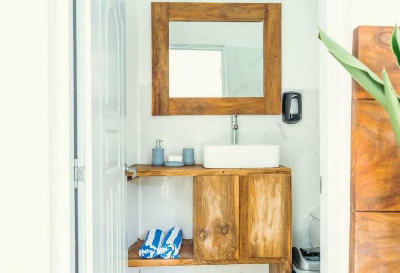 اتاق استاندارد با چشمانداز استخر, Parador El Ermitaño