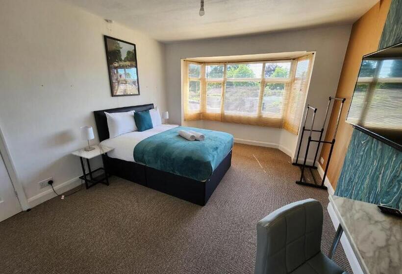 חדר סטנדרט נוף לגינה, Solihull Shared House