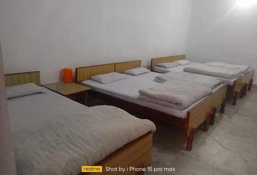 غرفة عائلية, Amisha