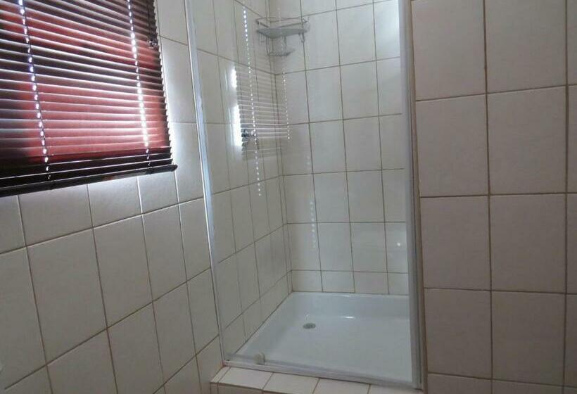 חדר סטנדרט, Komrus B&b