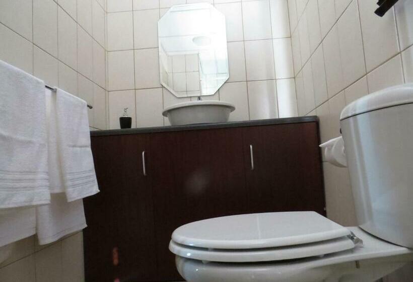 חדר סטנדרט, Komrus B&b