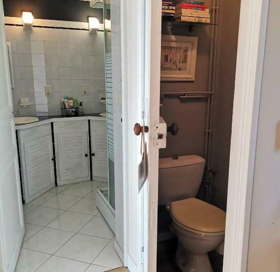 バス共有のスタンダードルーム, Quelle Belle Vue  Chambre D Hote