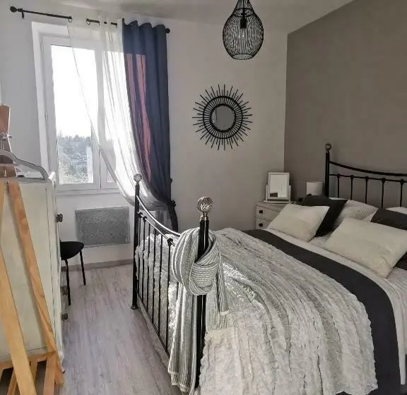 バス共有のスタンダードルーム, Quelle Belle Vue  Chambre D Hote