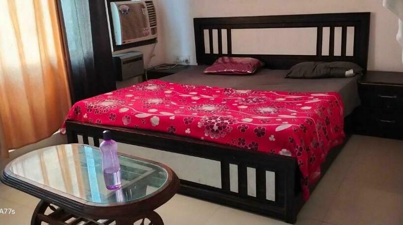 Трехместный Номер Классика, Oyo 81298  Galaxy