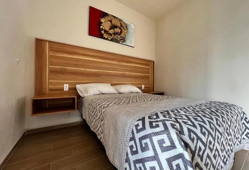 Standard Yhden Hengen Huone, Reforma