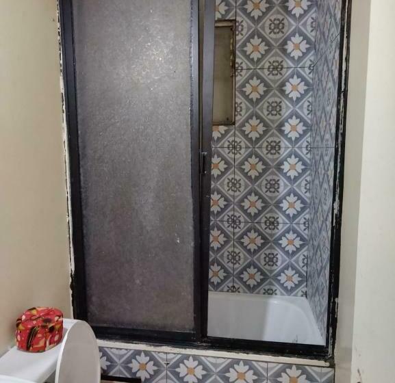 חדר דלוקס, Aurora