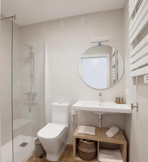 اتاق استاندارد, Mendi Azpi Rooms