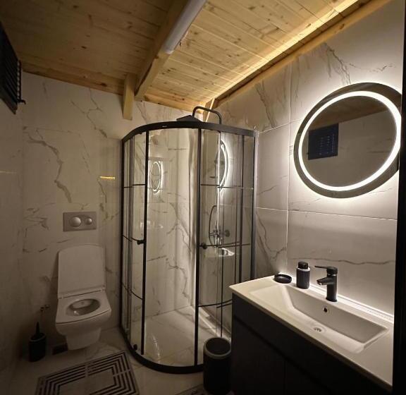 غرفة ديلوكس عائلية, Elamti Suıt Bungalov