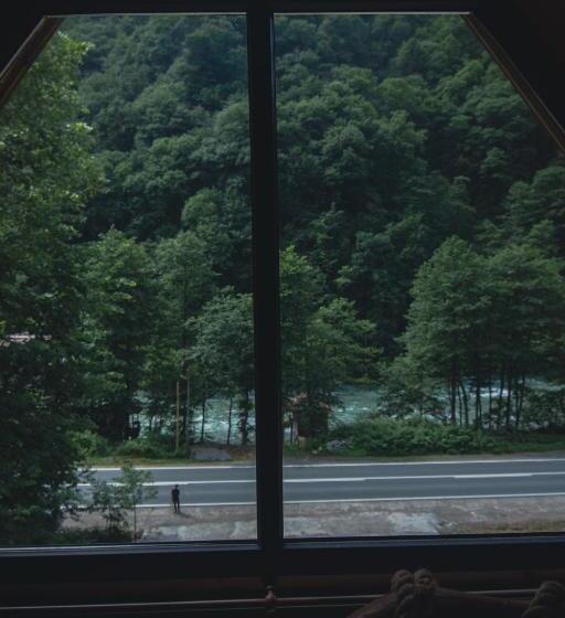 غرفة ديلوكس عائلية, Elamti Suıt Bungalov