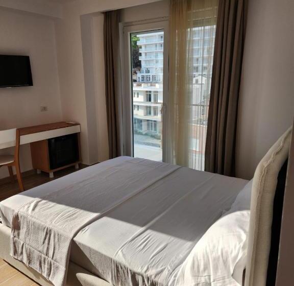 海景标准间带阳台, Rana E Hedhun Vacation Rooms 8