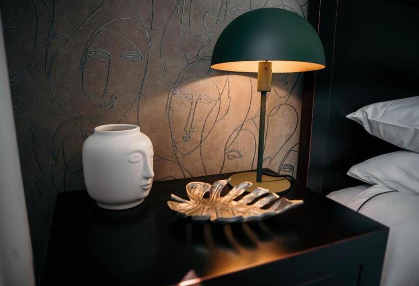 اتاق استاندارد, Flowers & Faces Guesthouse