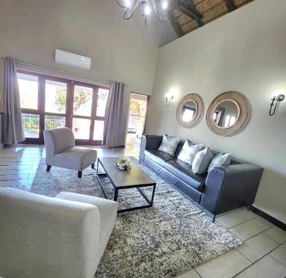 ファミリールーム, Scenicviews@103