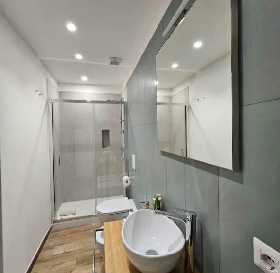 اتاق استاندارد, Zaffiro S House
