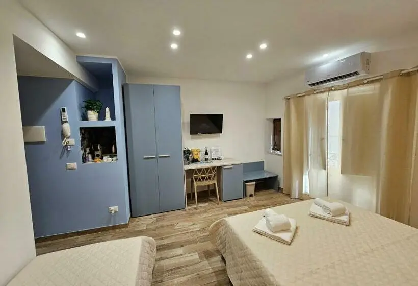اتاق استاندارد با بالکن, Zaffiro S House