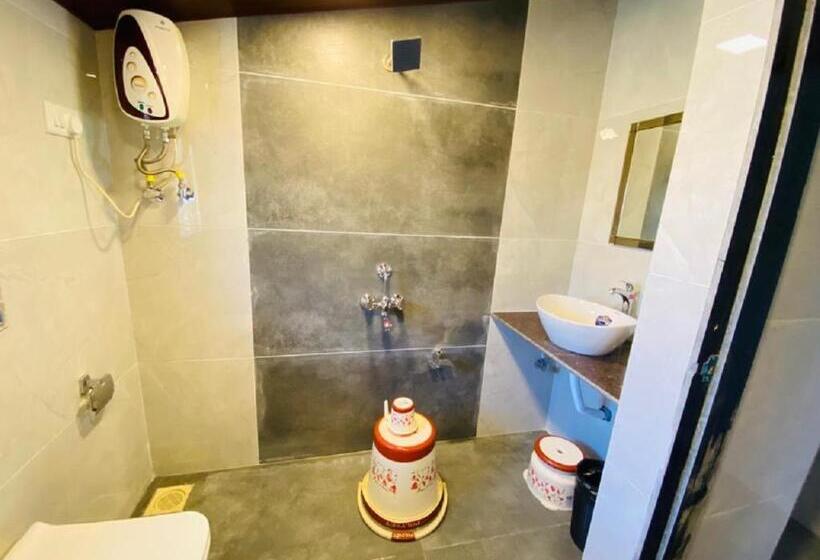 디럭스 룸, The Mountain View