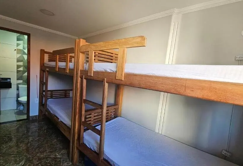 تختخواب در اتاق مشترک, Nossa Casa
