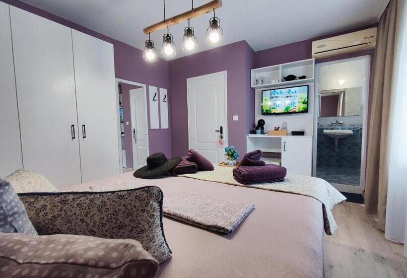 豪华房间, Amore Obzor