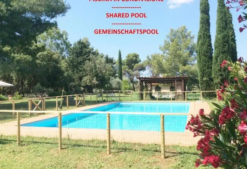ガーデンビュースタンダード４ベッドルーム, Relais Casale Il Poggetto Villa Paola