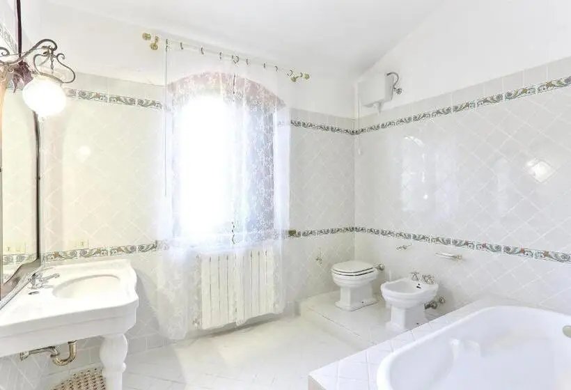 デラックスルーム, Relais Casale Il Poggetto Villa Paola